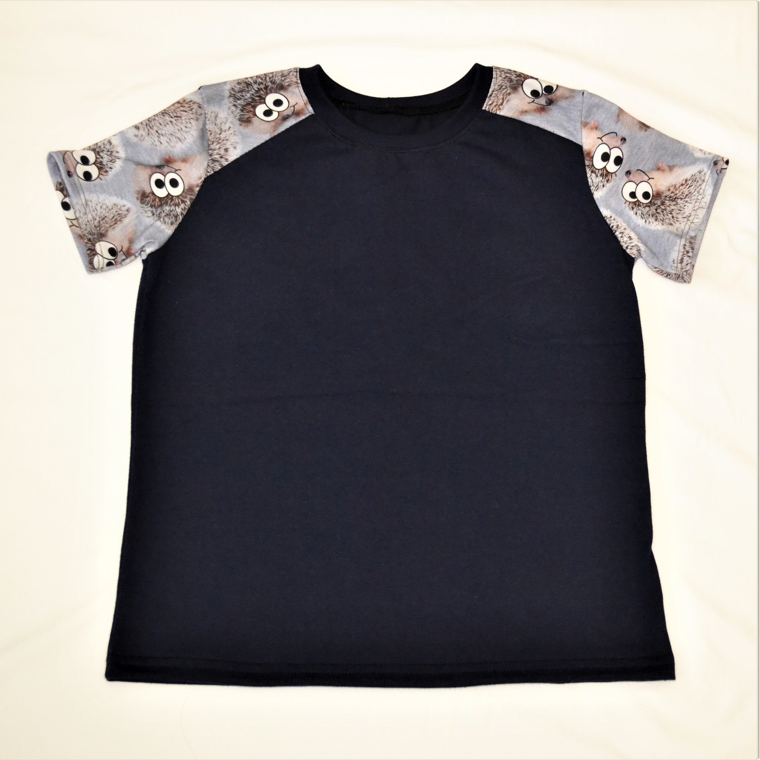 Dětské triko bavlna s ježkem, vel.122